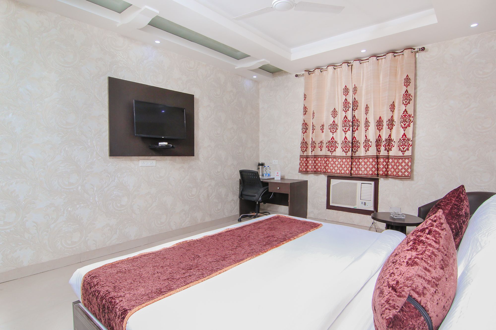 Oyo 11532 Hotel Sr Grand Lucknow Exterior photo