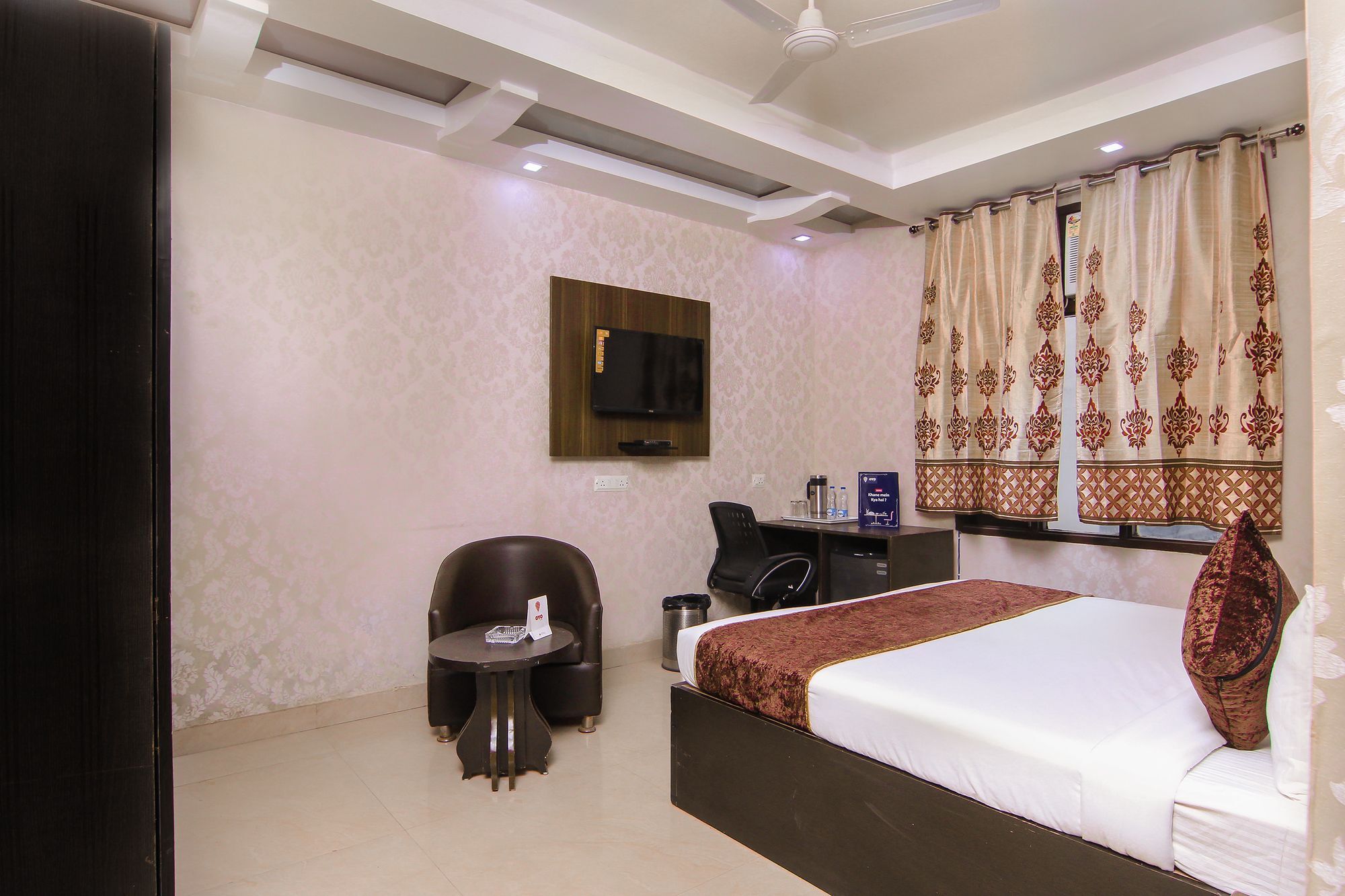 Oyo 11532 Hotel Sr Grand Lucknow Exterior photo